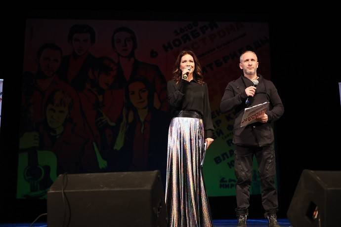 Оскар Кучера и Елена Север стали ведущими концерта агитбригады «Русского Радио» в Костроме