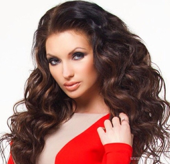 Евгения Феофилактова шокировала поклонников своим фото без макияжа