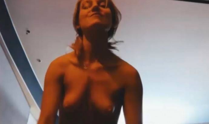 Одна ночь с Пэрис Хилтон - полная версия порно фильма