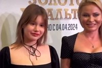 Дана Борисова решила подчеркнуть свою сексуальность на фоне дочери Полины