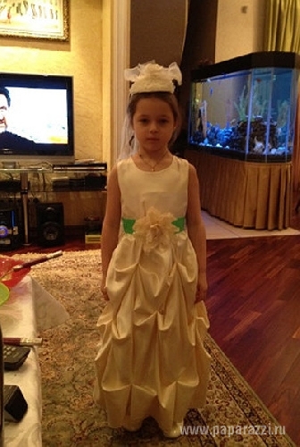 Анастасия Волочкова выложила в Интернет фото голой дочери