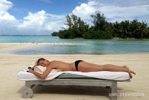 Хайди Клум выложила в сеть откровенные фото с отдыха