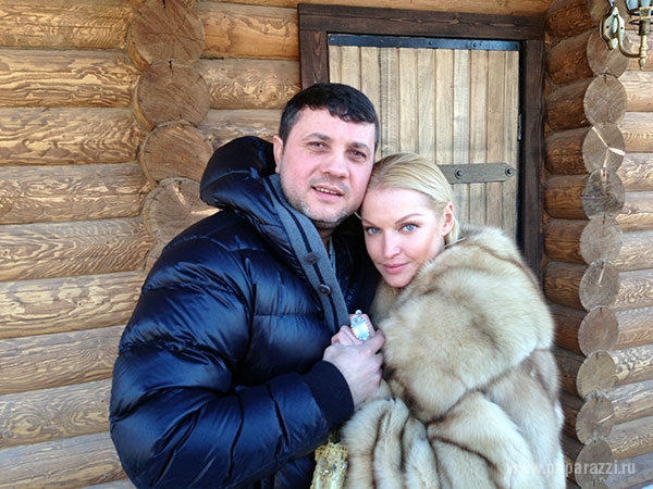 Анастасия Волочкова рассталась с Бахтияром Салимовым