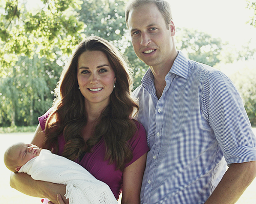В сети появились новые фото новорожденного принца Георга