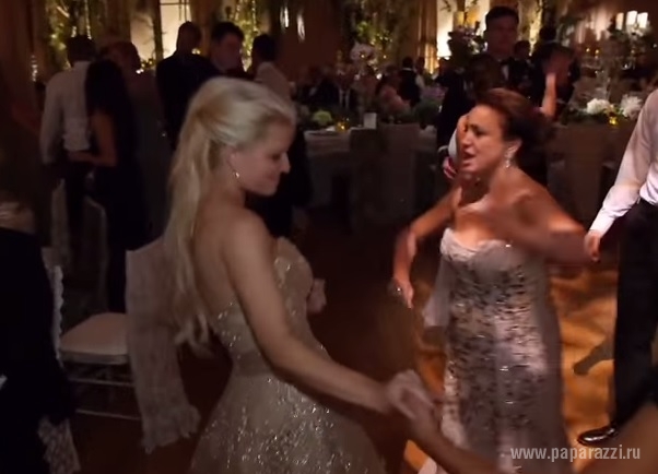 Видео со свадьбы Джессики Симпсон попало в сеть