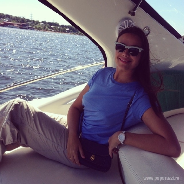 Оксана Федорова рассказала о своей дочке и решилась на морскую прогулку без нижнего белья