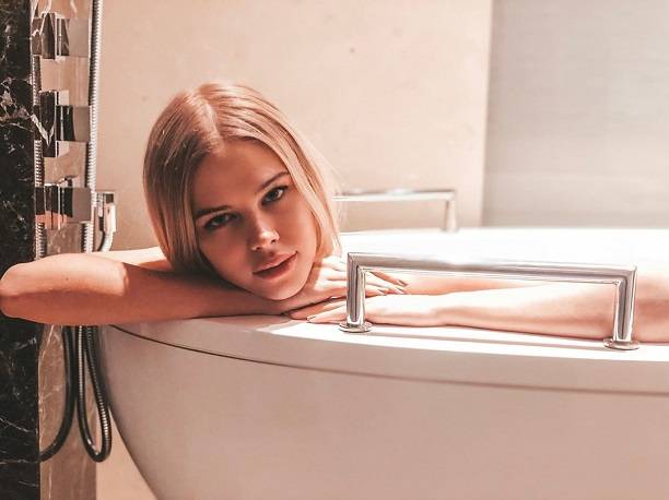 Пикантные фото Ксении Новиковой раскроют не только красоту звезды но и ее сексуальность
