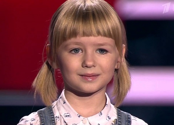 7-летняя Ярослава Дегтярёва с песней Кукушка покоряет Интернет