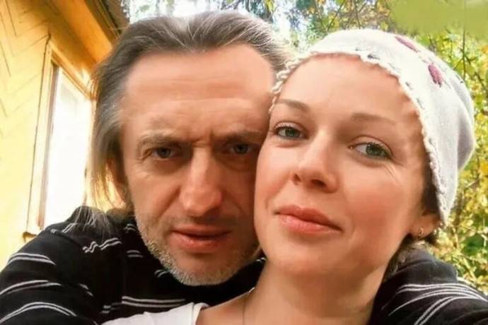 «Крыса!»: Елена Валюшкина рассказала о гнусных выходках своих бывших мужей