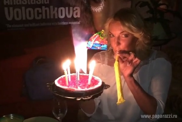 Анастасия Волочкова отметила День рождения в прямом эфире