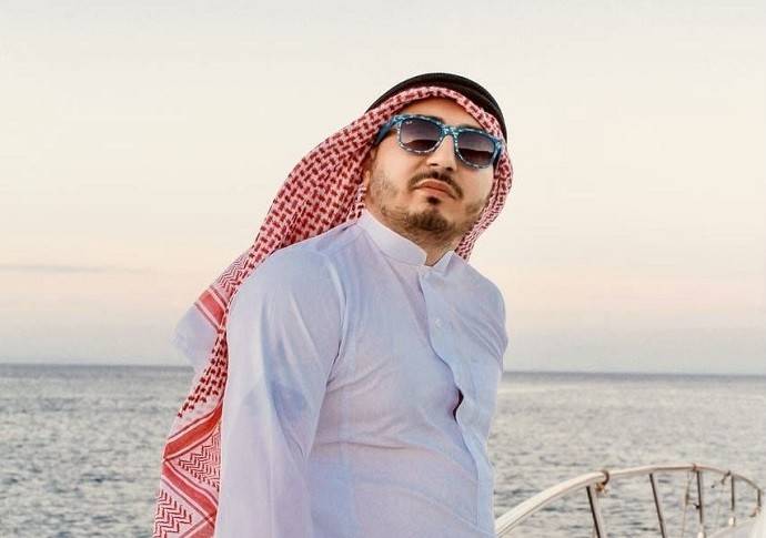 Сбежавший из Дубая арабский шейх стал блогером-миллионником в Москве