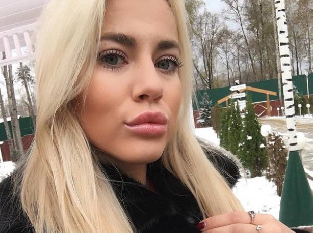 Катя Кауфман приняла решение вернуться на поляну к Илье Яббарову