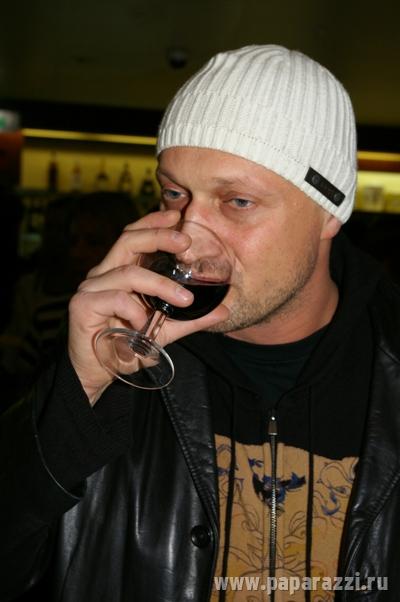 Гоша Куценко отъехал из больницы немного выпить