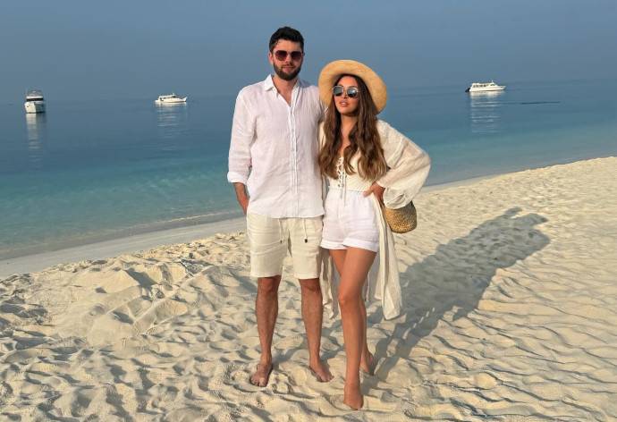 Похудевшая Ирина Дубцова демонстрирует на мальдивских пляжах чудеса акробатики Похудевшая Ирина Дубцова демонстрирует на мальдивских пляжах чудеса акробатики