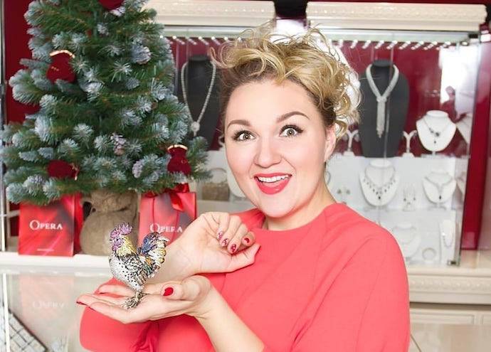 «Я приняла каждый свой килограмм»: звезда Comedy Woman Надежда Ангарская пошутила над своим весом 