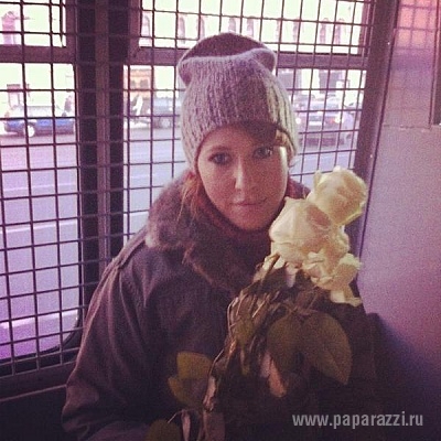 Оппозиционерку Ксению Собчак и ее возлюбленного Илью Яшина задержали в центре Москвы
