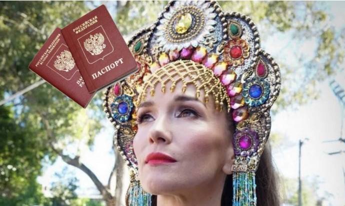 Едва получив российский паспорт, Наталья Орейро бросилась зарабатывать на российской аудитории