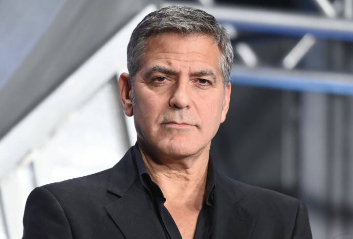 Джордж Клуни упрекнул Алека Болдуина в непрофессионализме