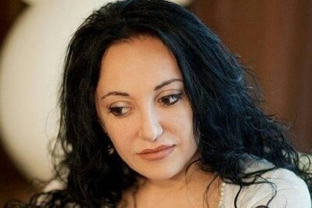 Фатима хадуева жена кадырова фото биография