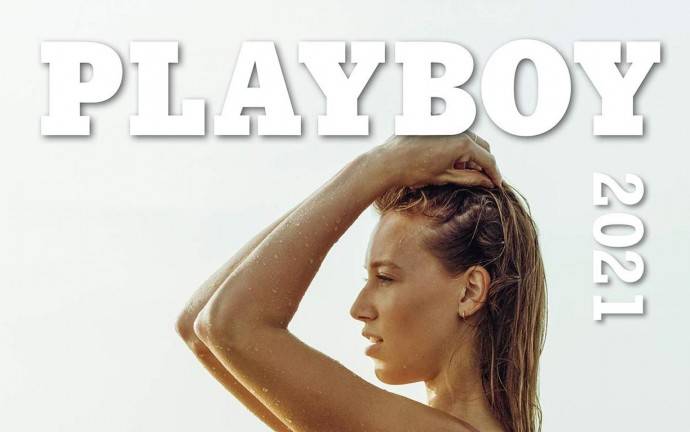Редакция журнала Playboy в Германии представила ежегодный эротический календарь