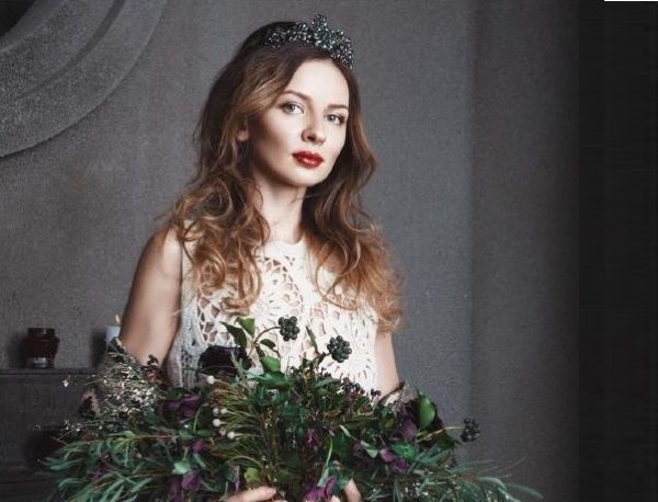 Юная модель Елена Болдырева украсила обложку весеннего Cabinet de l'ART