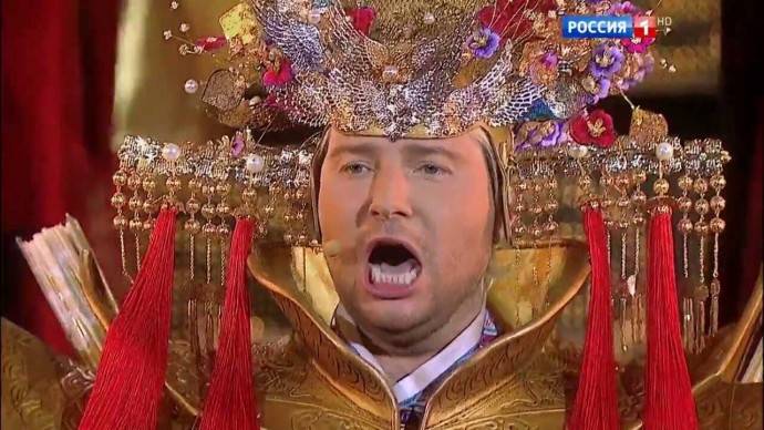 «Ну не так, чтобы прямо ручей…»: Николай Басков рассказал, как оконфузился на своём первом концерте