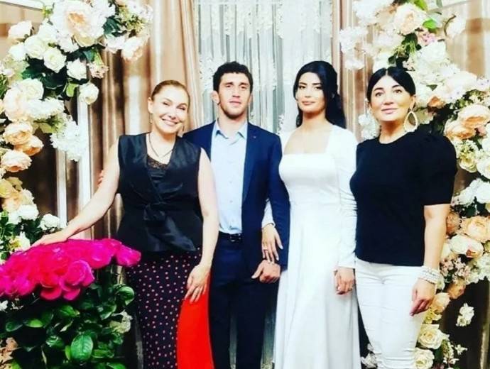 Несостоявшаяся жена борца Заурбека Сидакова Мадина Плиева опять пропала из соцсетей 