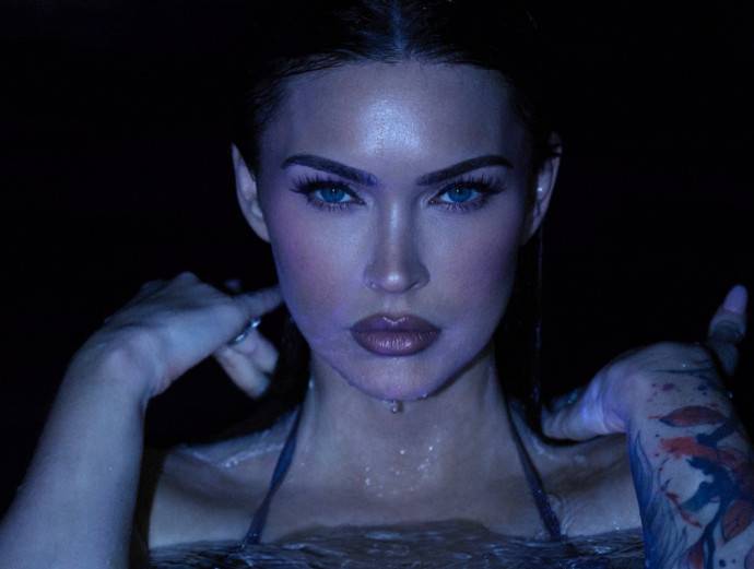 Меган Фокс решила поторговать телом в своем собственном OnlyFans Меган Фокс решила поторговать телом в своем собственном OnlyFans