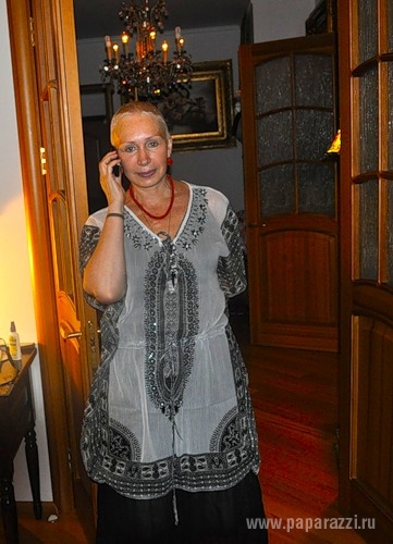 Татьяна Васильева увела платье у молодой коллеги
