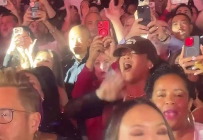 Звезды шоу бизнеса