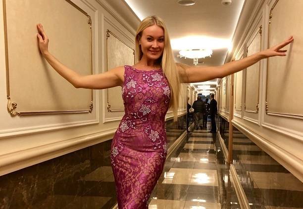 Певица Виктория Ланевская "зажгла" в Кремле