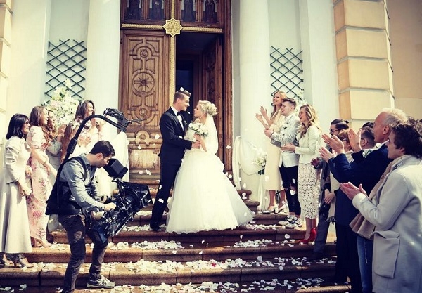 Алексей Воробьев женился, не дожидаясь окончания шоу «Холостяк»