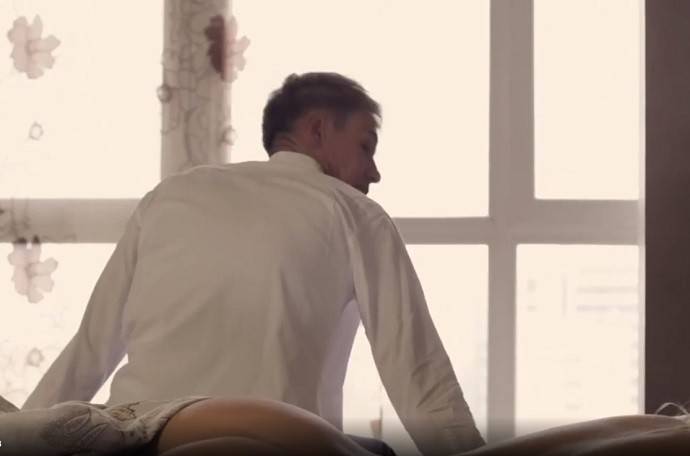 Алексей Панин поделился видео со сценами традиционного секса