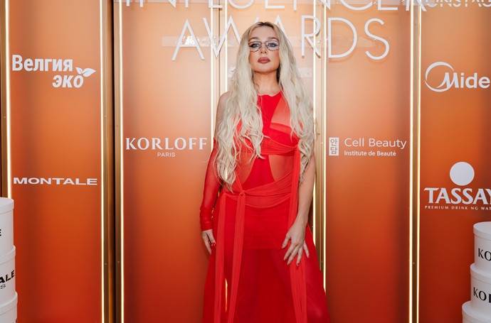 Анна Седокова, Оксана Самойлова, Анастасия Решетова: кто еще стал триумфатором VOICE Influencer Awards 2026