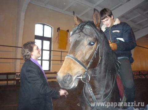 Александры Домогаровы и конь
