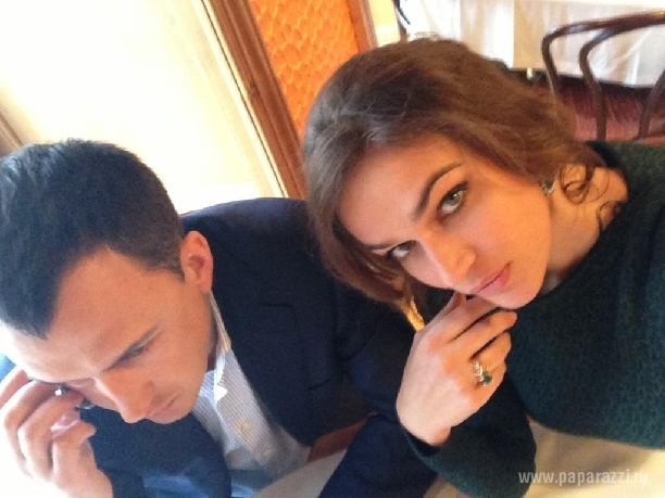 Алена Водонаева официально подтвердила развод с мужем