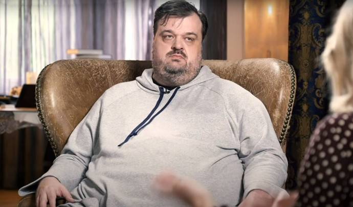 Врачи выявили у Василия Уткина, вес которого превысил 200 кг, серьезную болезнь