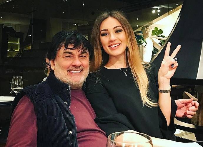 Экс-жена Александра Серова упрекнула их общую дочь Мишель в том, что она не поддержала ее после смерти близкого человека