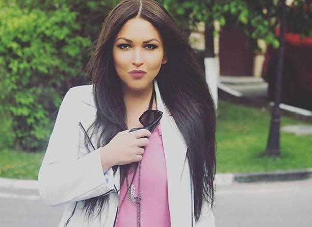Невероятно стройная Ирина Дубцова обиделась на обвинения в фотошопе и рассказала правду о своем похудении