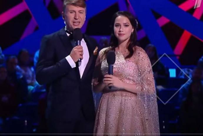 Зрители требуют убрать Алину Загитову из шоу "Ледниковый период"