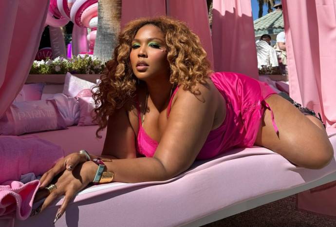 Звезды шоу бизнеса