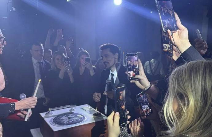 Звезды шоу бизнеса