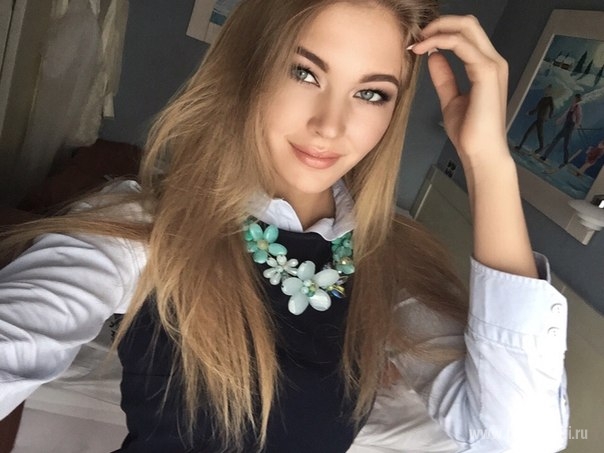 Участница Мисс Россия 2015 Дарья Норкина показала, чем кормят девочек на конкурсе