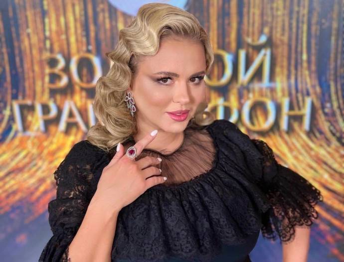 Анна Семенович набрала вес из-за коронавируса