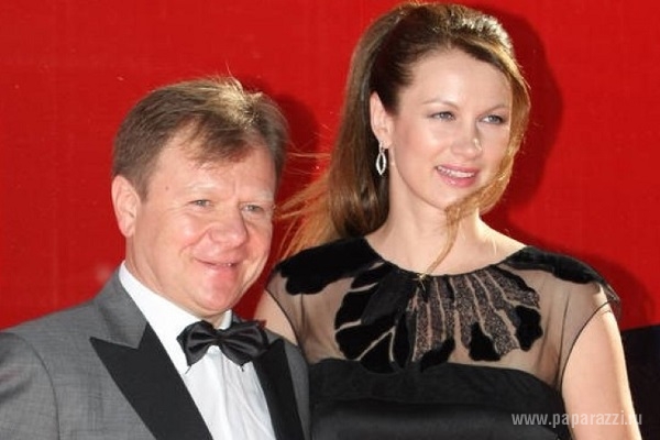 Жена Игоря Бутмана настаивает на разводе после 18 лет брака
