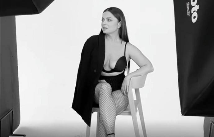 Большие сиськи - порно видео модели Наташа Найс
