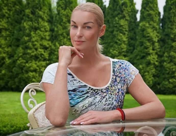 Супруга миллиардера подозревает мужа в романе с Анастасией Волочковой