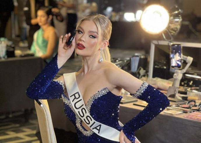«Приглашайте»: Анна Линникова прошла в полуфинал «Мисс Вселенная 2023» и уже делает томные намёки мужчинам. А также фото остальных участниц конкурса