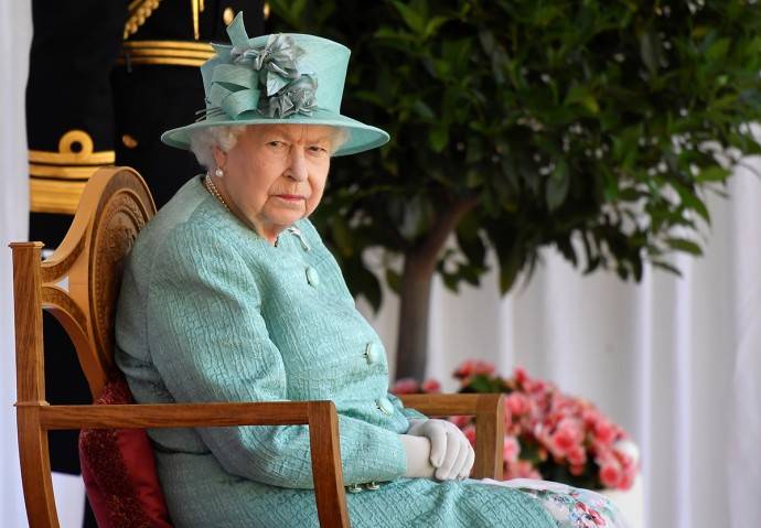 Королева Елизавета II впервые после смерти принца Филиппа высказалась о нем на публике 