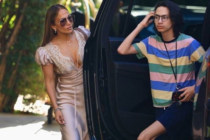 Звезды шоу бизнеса